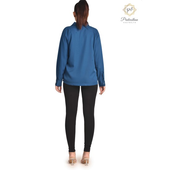 Stylish Solid And Fitted Casual Blue Women's Shirts