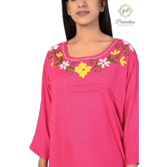 Pretty Fit And Solid Cotton Embroidery Neck Pink Kurti