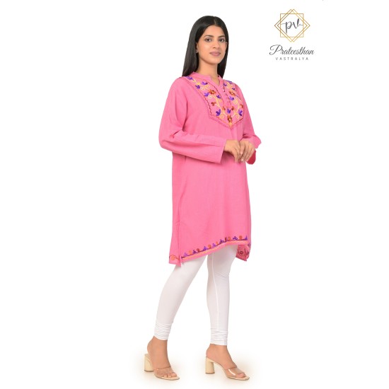 Floral Designer Neck Beautiful Casual Cotton Women's Pink Kurti